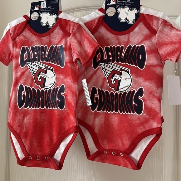 NEWBORN Infant Monterey Tie-Dye 2-Pack Bodysuit Set Bundle  Licensed MLB - Picture 7 of 11